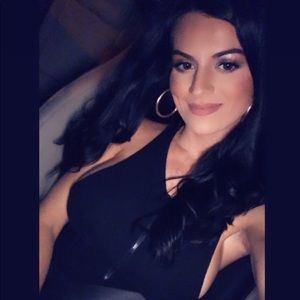 Meet your Posher, April